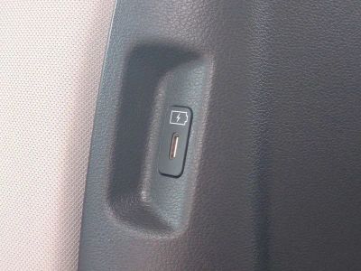 2026 Hyundai SANTA FE HYBRID — photo 18 view