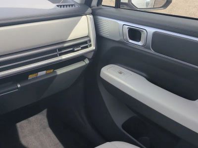 2026 Hyundai SANTA FE HYBRID — photo 21 view