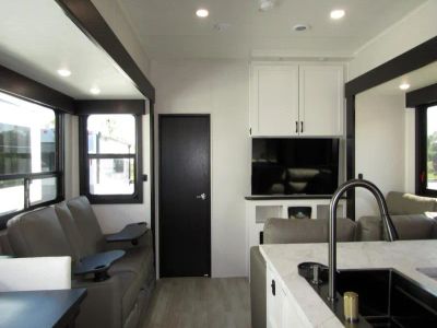 2026 Jayco CYCLONE - Photo 3