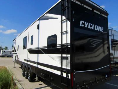 2026 Jayco CYCLONE - Photo 28