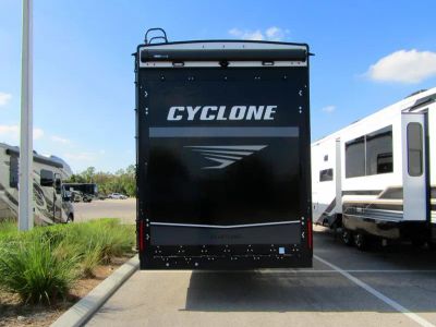 2026 Jayco CYCLONE - Photo 25