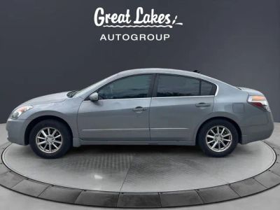 2008 Nissan Altima — side profile view