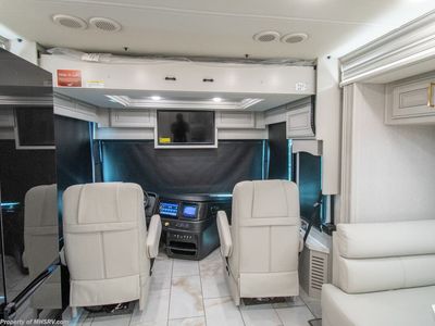 2026 Fleetwood Discovery LXE - Photo 5