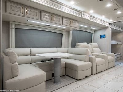 2026 Fleetwood Discovery LXE - Photo 8