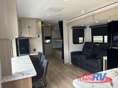 2026 Coachmen RV Apex Ultra-Lite - Photo 10