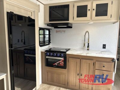 2026 Coachmen RV Apex Ultra-Lite - Photo 11