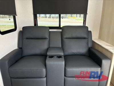 2026 Coachmen RV Apex Ultra-Lite - Photo 32
