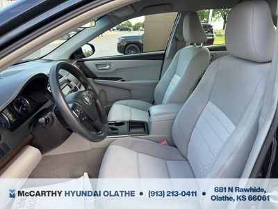 2016 Toyota Camry - Photo 4