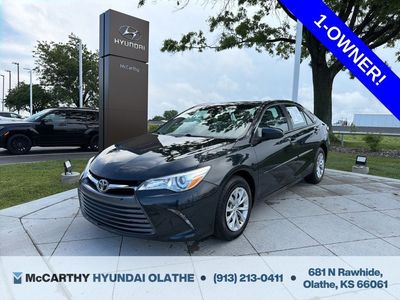 2016 Toyota Camry - Photo 1