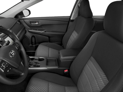 2016 Toyota Camry - Photo 13