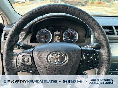 2016 Toyota Camry - Photo 6
