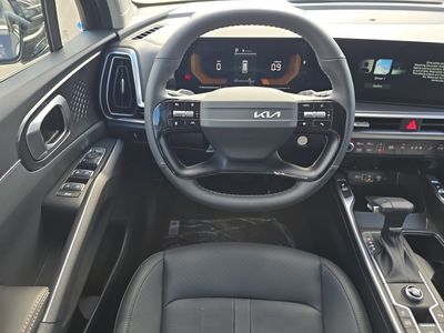 2026 Kia Sorento — photo 13 view