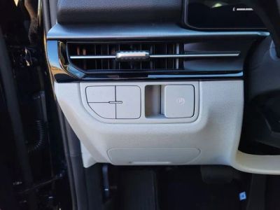 2026 Kia Sportage — photo 10 view