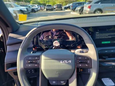 2027 Kia Telluride Hybrid — photo 13 view