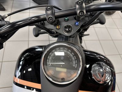 2024 Honda Shadow Phantom - Photo 5