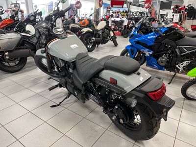 2024 Honda Shadow Phantom - Photo 3