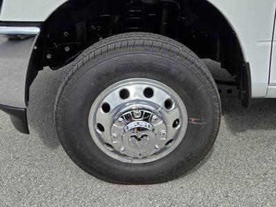 2026 Ram 3500 - Photo 12