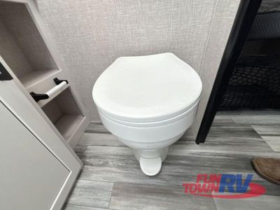 2024 Jayco Jay Feather Micro - Photo 23