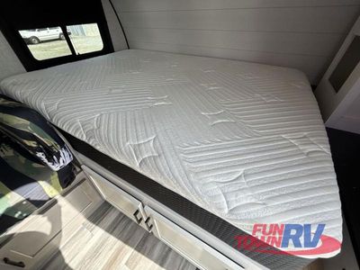 2024 Jayco Jay Feather Micro - Photo 19