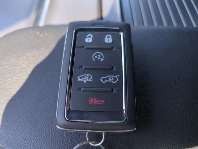 2026 Jeep Grand Wagoneer — photo 33 view