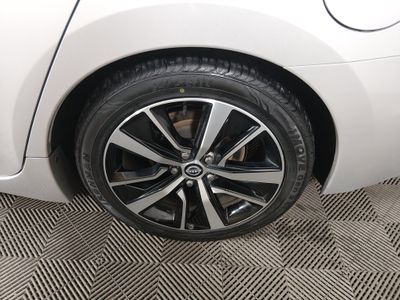2023 Nissan Maxima — photo 10 view