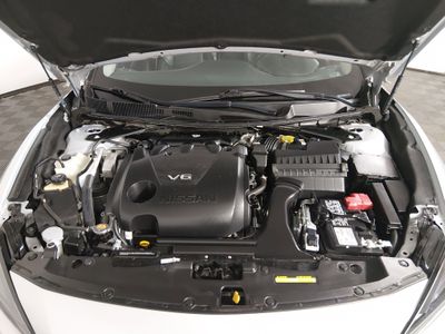 2023 Nissan Maxima — photo 9 view