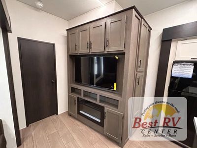 2026 Forest River RV Cherokee Arctic Wolf - Photo 31