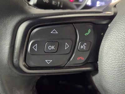 2019 Jeep Wrangler — photo 18 view