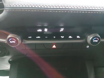 2024 Mazda Mazda3 Hatchback - Photo 18