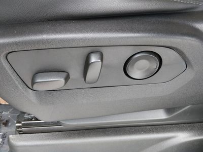 2024 Chevrolet Tahoe - Photo 19