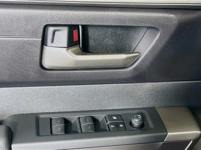2025 Toyota Tundra — photo 14 view