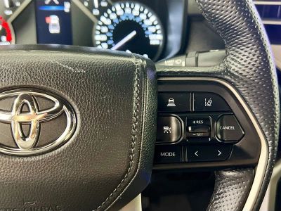 2025 Toyota Tundra — photo 17 view