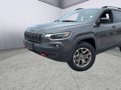 2022 Jeep Cherokee — interior view