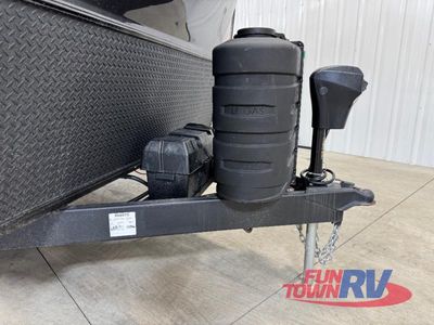 2025 Forest River RV Rockwood Signature - Photo 11