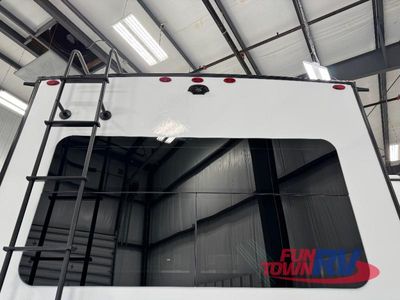 2025 Forest River RV Rockwood Signature - Photo 15