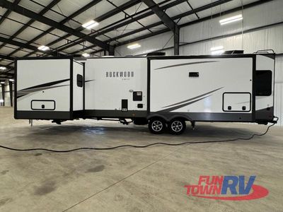 2025 Forest River RV Rockwood Signature - Photo 7