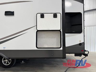 2025 Forest River RV Rockwood Signature - Photo 13