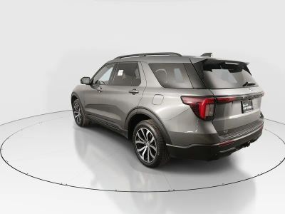 2025 Ford Explorer - Photo 5
