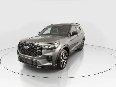 2025 Ford Explorer - Photo 3