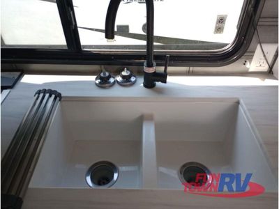 2024 Forest River RV Wildwood X-Lite - Photo 24