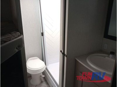 2024 Forest River RV Wildwood X-Lite - Photo 31