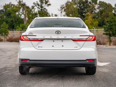 2025 Toyota Camry - Photo 5
