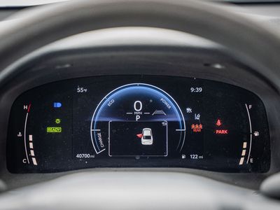 2025 Toyota Camry - Photo 22