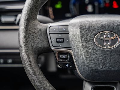 2025 Toyota Camry - Photo 24