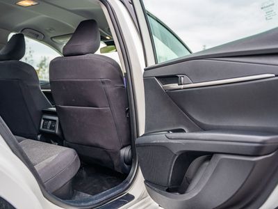 2025 Toyota Camry - Photo 12