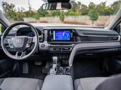 2025 Toyota Camry - Photo 20