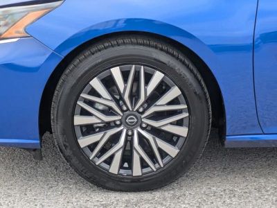 2025 Nissan Altima - Photo 9