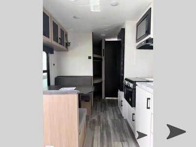 2026 Jayco Jay Flight SLX — photo 11 view