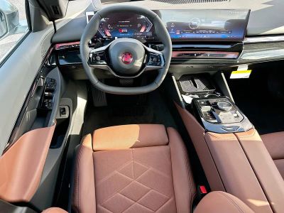 2027 BMW 5 Series — photo 17 view