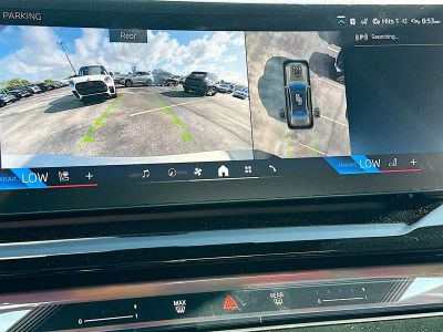 2027 BMW 5 Series — photo 11 view